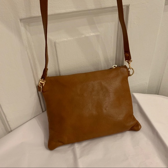 Tan Brown crossbody bag,  2 side zippered pockets. - Picture 4 of 8